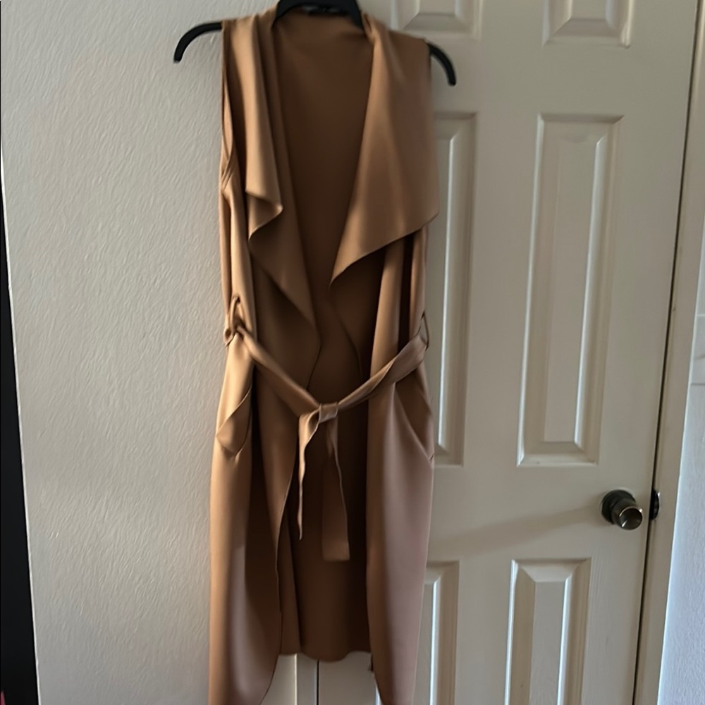 Boohoo Tan Sleeveless Belted Vest